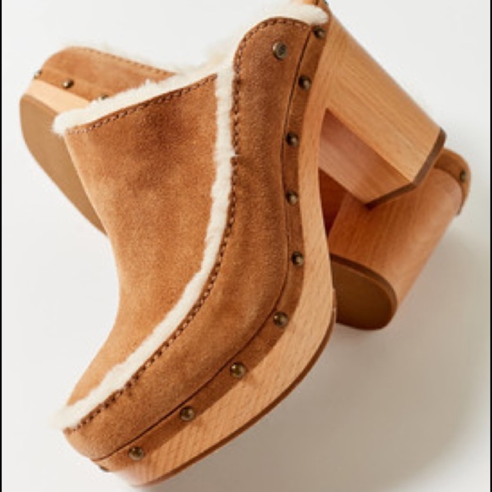 UGG Aubriana Shearling Clogs